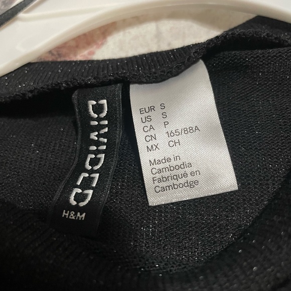 Sparkly black top from divided - Picture 2 of 2